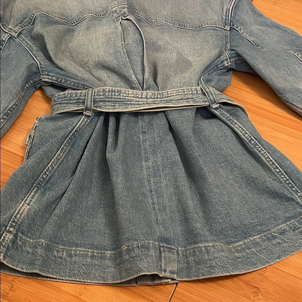 NEW Ralph Lauren Lauren Light  Jean Jacket with Belt and jeans. - Picture 4 of 16